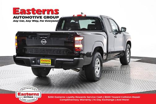 Black 2022 Nissan Frontier S