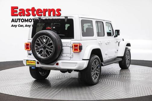 2022 Jeep Wrangler Unlimited 4xe Sahara