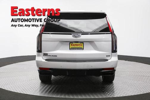 Crystal White Tri-Coat 2022 Cadillac Escalade ESV Sport