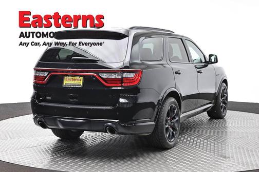 DB Black Crystal Clearcoat 2024 Dodge Durango R/T