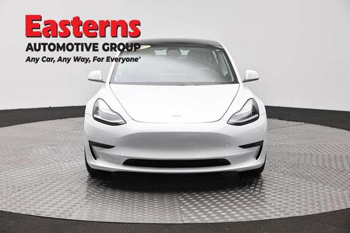 White 2019 Tesla Model 3 Standard