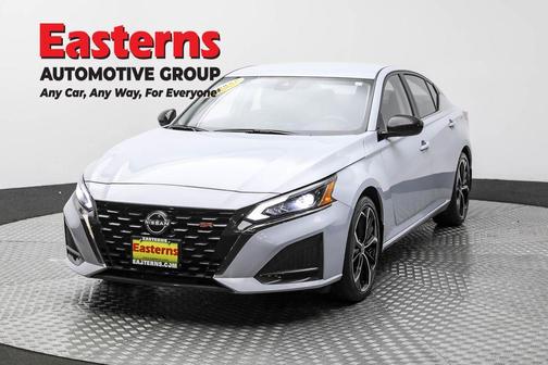 Gray Sky Pearl 2023 Nissan Altima 2.5 SR