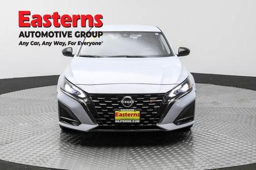 Gray Sky Pearl 2023 Nissan Altima 2.5 SR