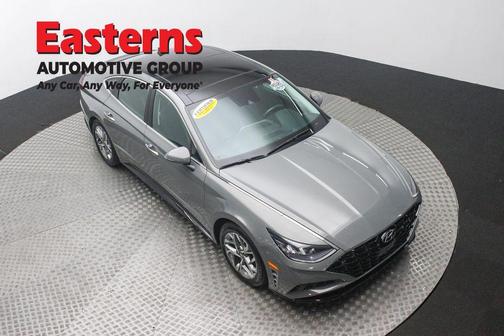 2022 Hyundai SONATA SEL