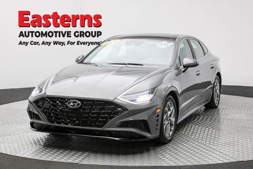 2022 Hyundai SONATA SEL