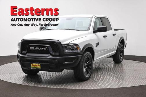 Bright White Clearcoat 2024 RAM 1500 Classic SLT