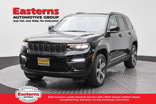 Diamond Black 2023 Jeep Grand Cherokee 4xe Base