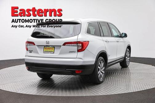 White 2021 Honda Pilot EX