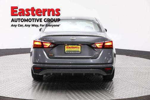 Gun Metallic 2025 Nissan Altima SV