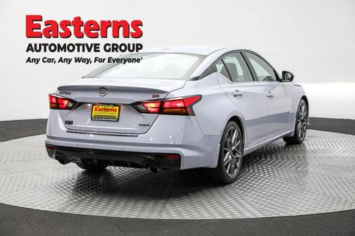 2023 Nissan Altima 2.0 SR