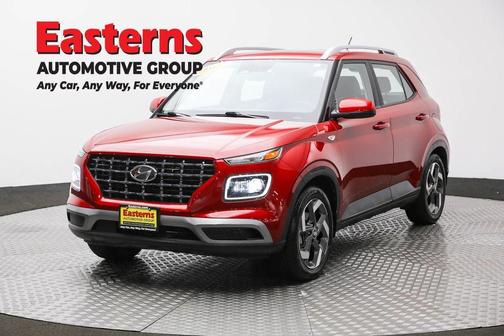 Scarlet Red Pearl 2023 Hyundai VENUE Limited