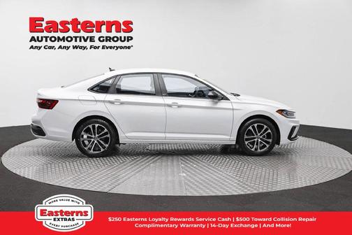 Pure White 2025 Volkswagen Jetta 1.5T Sport