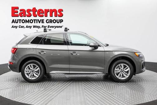 Chronos Gray Metallic 2023 Audi Q5 45 S line quattro Premium