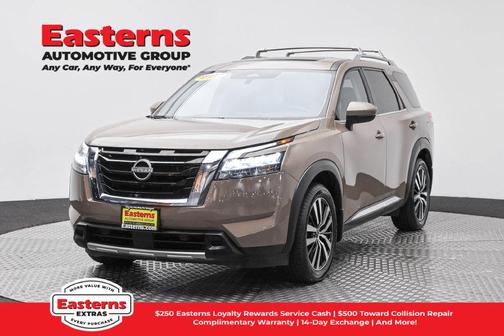 Baja Storm 2023 Nissan Pathfinder Platinum