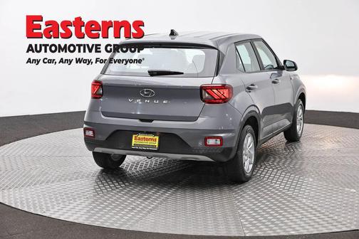 Galactic Gray 2022 Hyundai VENUE SE