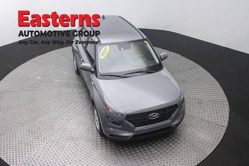 Galactic Gray 2022 Hyundai VENUE SE