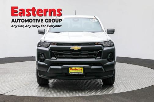 2024 Chevrolet Colorado WT