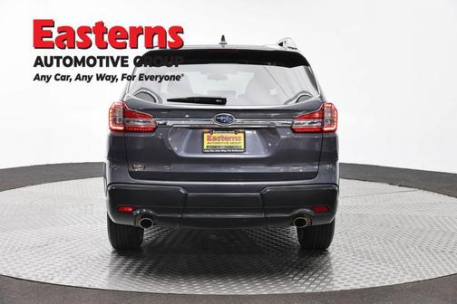 Magnetite Gray Metallic 2022 Subaru Ascent Premium 8-Passenger