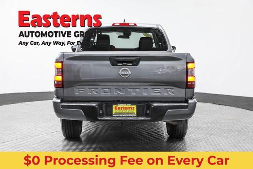 Gun Metallic 2022 Nissan Frontier S