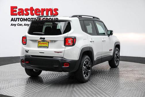 2023 Jeep Renegade Trailhawk