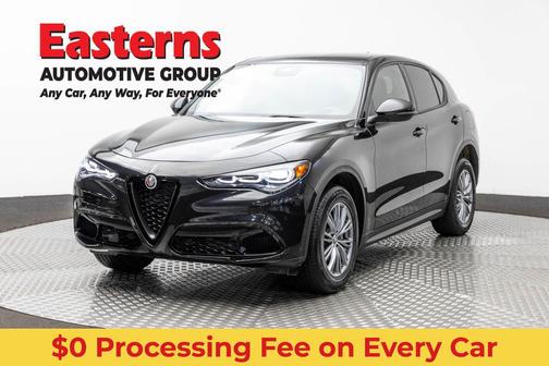 Vulcano Black Metallic 2024 Alfa Romeo Stelvio Base