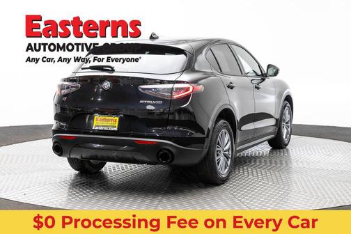 Vulcano Black Metallic 2024 Alfa Romeo Stelvio Base