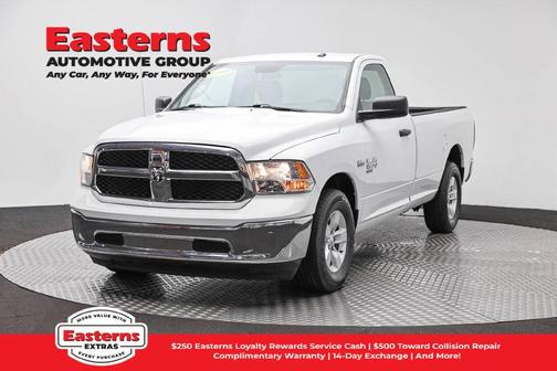 Bright White Clearcoat 2022 RAM 1500 Classic Tradesman