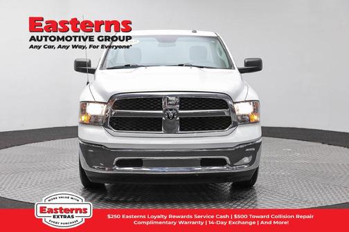 Bright White Clearcoat 2022 RAM 1500 Classic Tradesman
