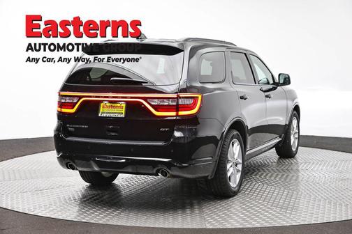 DB Black Crystal Clearcoat 2024 Dodge Durango GT