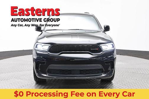 DB Black Crystal Clearcoat 2024 Dodge Durango GT