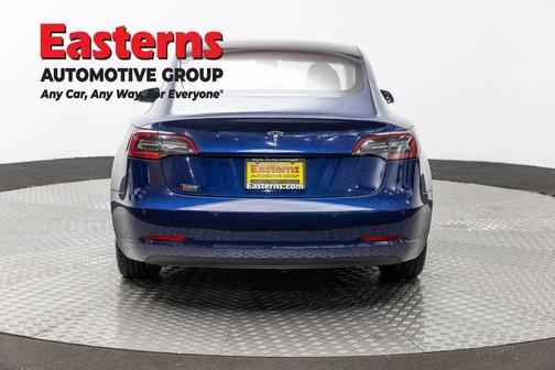 Blue 2018 Tesla Model 3