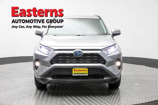 Silver Sky Metallic 2021 Toyota RAV4 Hybrid XLE