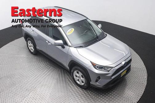 Silver Sky Metallic 2021 Toyota RAV4 Hybrid XLE
