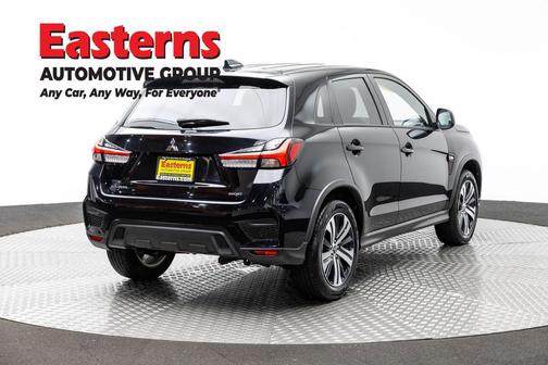 Black 2025 Mitsubishi Outlander Sport 2.0 ES