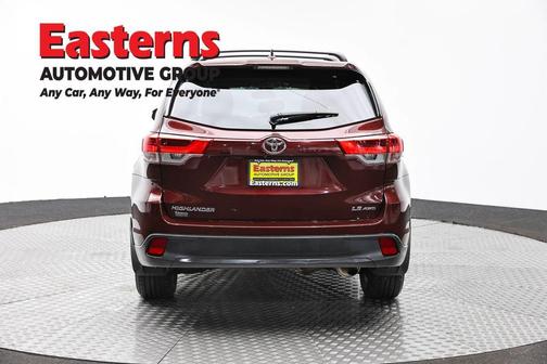 Ooh La La Rouge Mica 2018 Toyota Highlander LE Plus