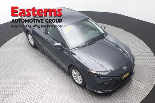 UNDERGROUND 2025 Toyota Camry LE