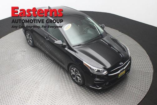 Aurora Black Pearl 2020 Kia Forte LXS