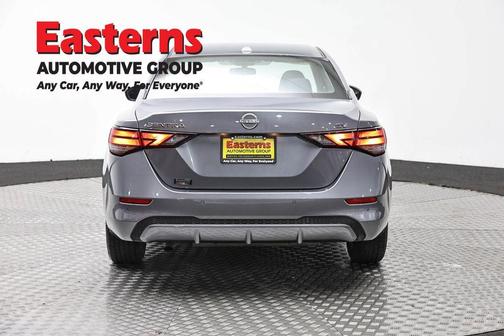 Gun Metallic 2024 Nissan Sentra SV