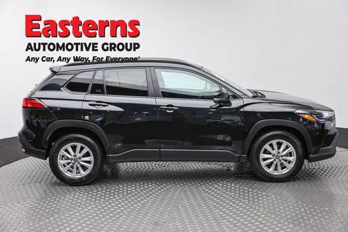 Jet Black 2025 Toyota Corolla Cross LE