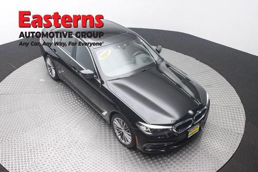 Jet Black 2019 BMW 530 i xDrive
