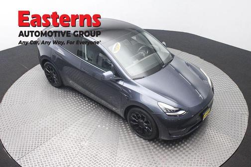 Gray 2022 Tesla Model Y Long Range
