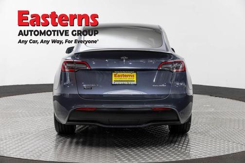 Gray 2022 Tesla Model Y Long Range