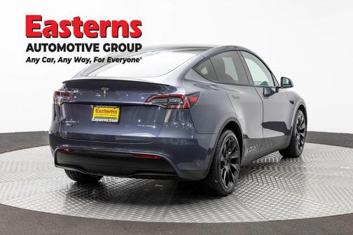 Gray 2022 Tesla Model Y Long Range