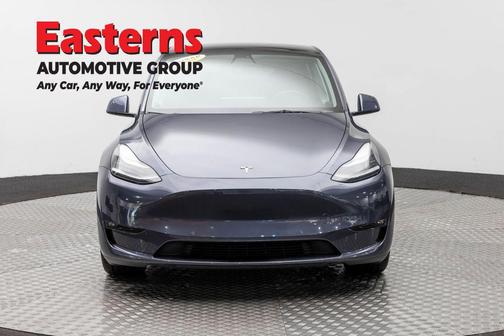 Gray 2022 Tesla Model Y Long Range
