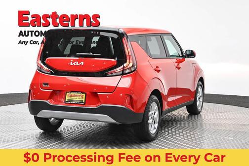Inferno Red 2025 Kia Soul LX