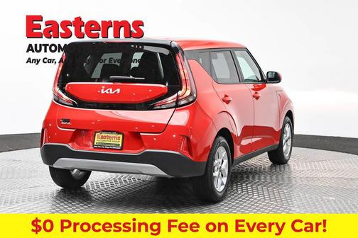 Inferno Red 2025 Kia Soul LX