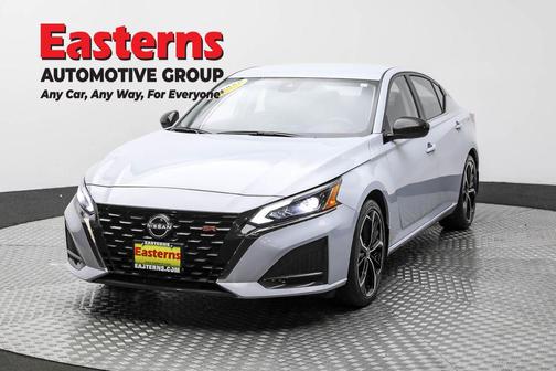 Gray Sky Pearl 2023 Nissan Altima 2.5 SR