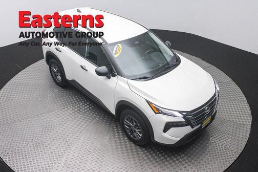 Glacier White 2024 Nissan Rogue S