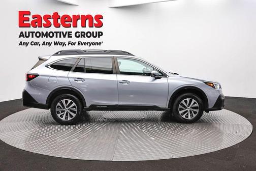 Ice Silver Metallic 2022 Subaru Outback Premium