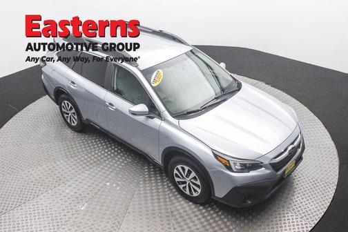 Ice Silver Metallic 2022 Subaru Outback Premium